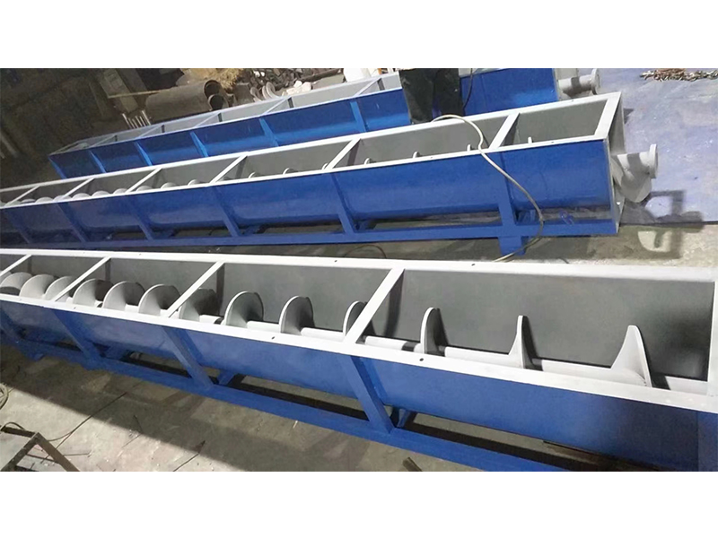 輸送機(jī)